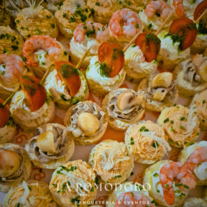 Pack-108 canapés tradicionales (salame, ave, camarón, capresse, champiñ)