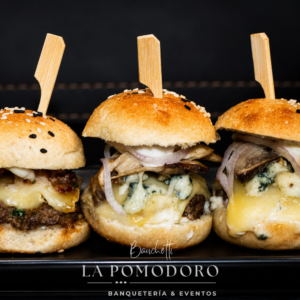 24 Mini hamburguesas Blue Mushroom en pan mini frica